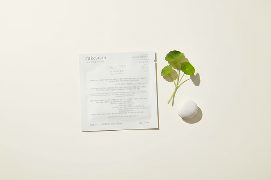 Mixsoon Centella Mask természetes, minimalista flat lay kompozícióban