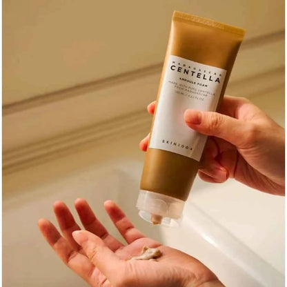 SKIN1004 - Madagascar Centella Ampoule Foam, 125 ml – termékfotó, alternatív nézet